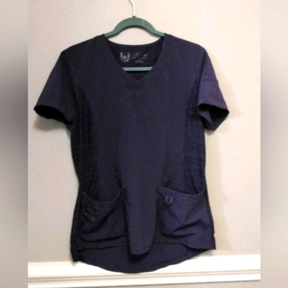 Women's Scrub Top Urbane Performance Medium